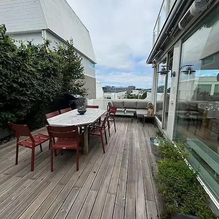 度假居 Stor Enebolig Med Treningsstudio Og Terrasse 索拉